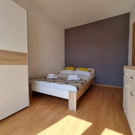 Apartment Wallot Novalja Exterior photo