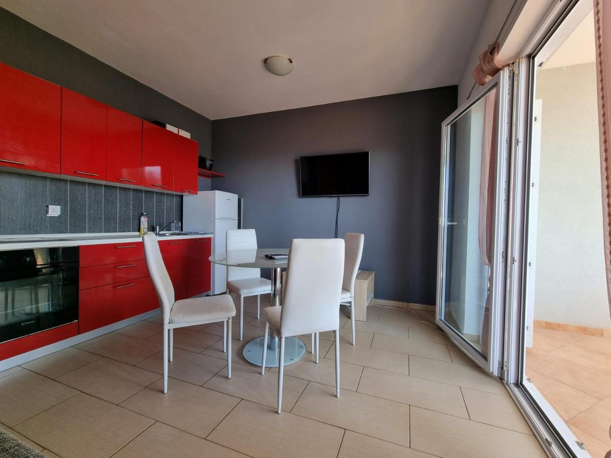 Apartment Wallot